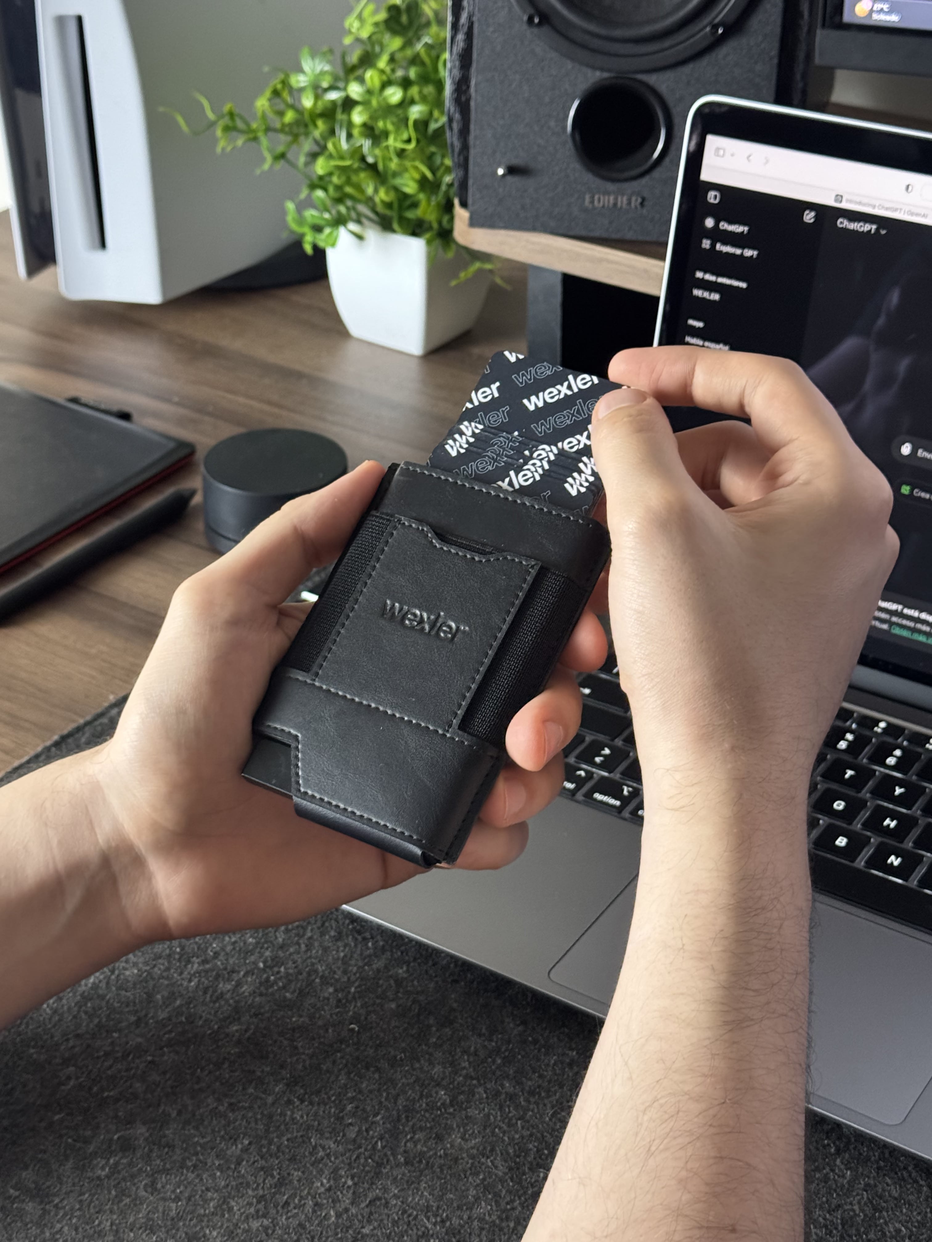 SLIM WALLET - Wexler