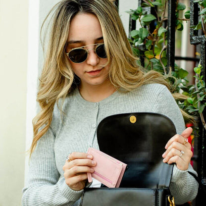 PINK ZIP MAGIC WALLET