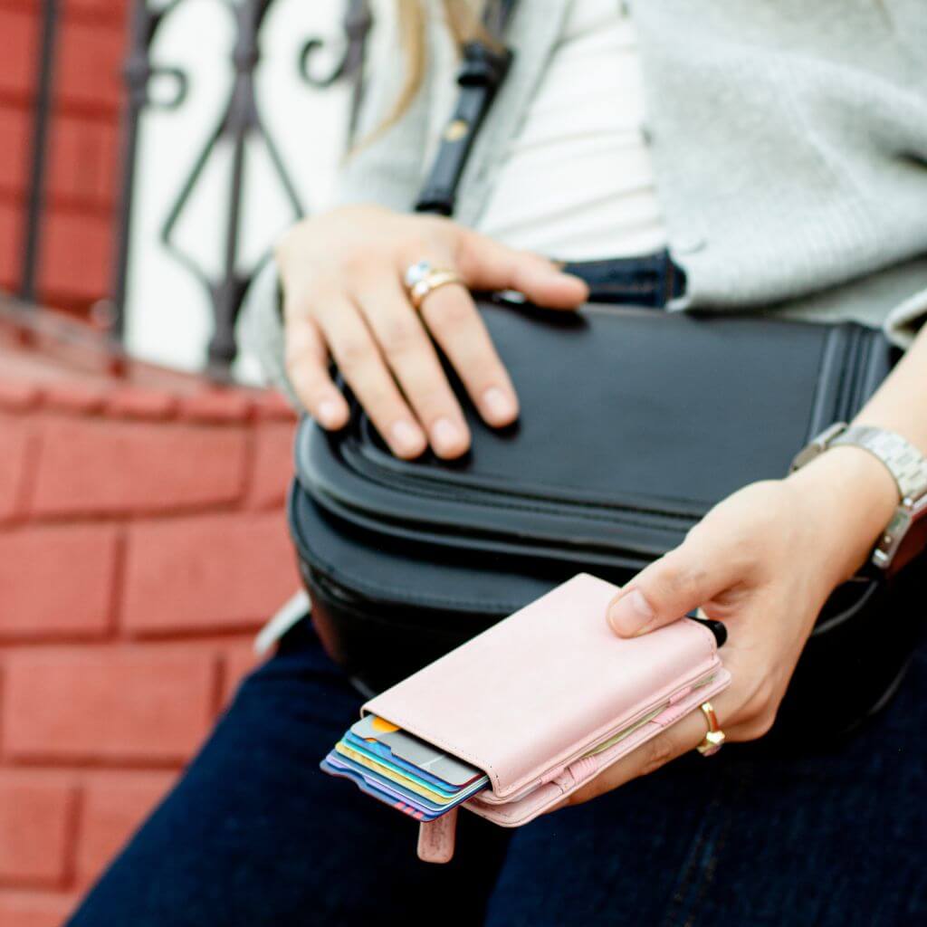 PINK ZIP MAGIC WALLET